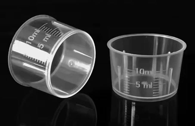 كوب قياس 10 مل للاستخدام المختبري